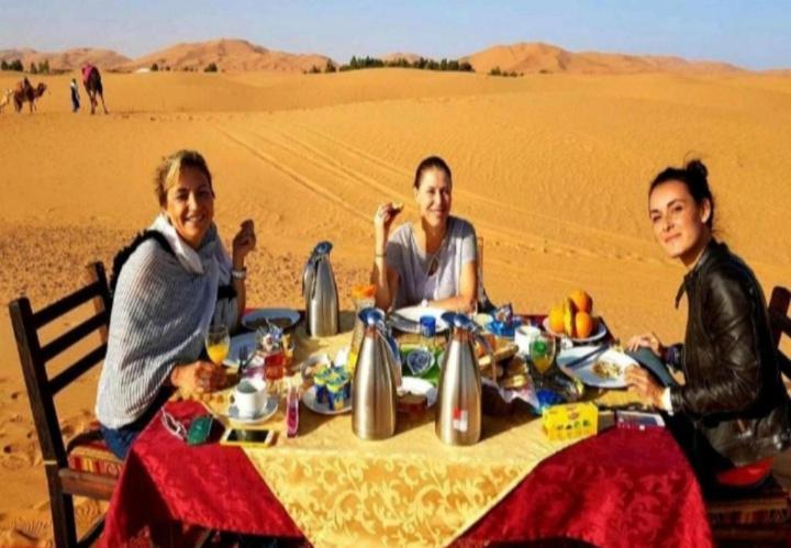 Desert Berber Fire Camp Мерзуга Екстер'єр фото